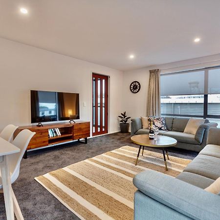 Stylish City Apartment On Bealey Christchurch Exterior photo