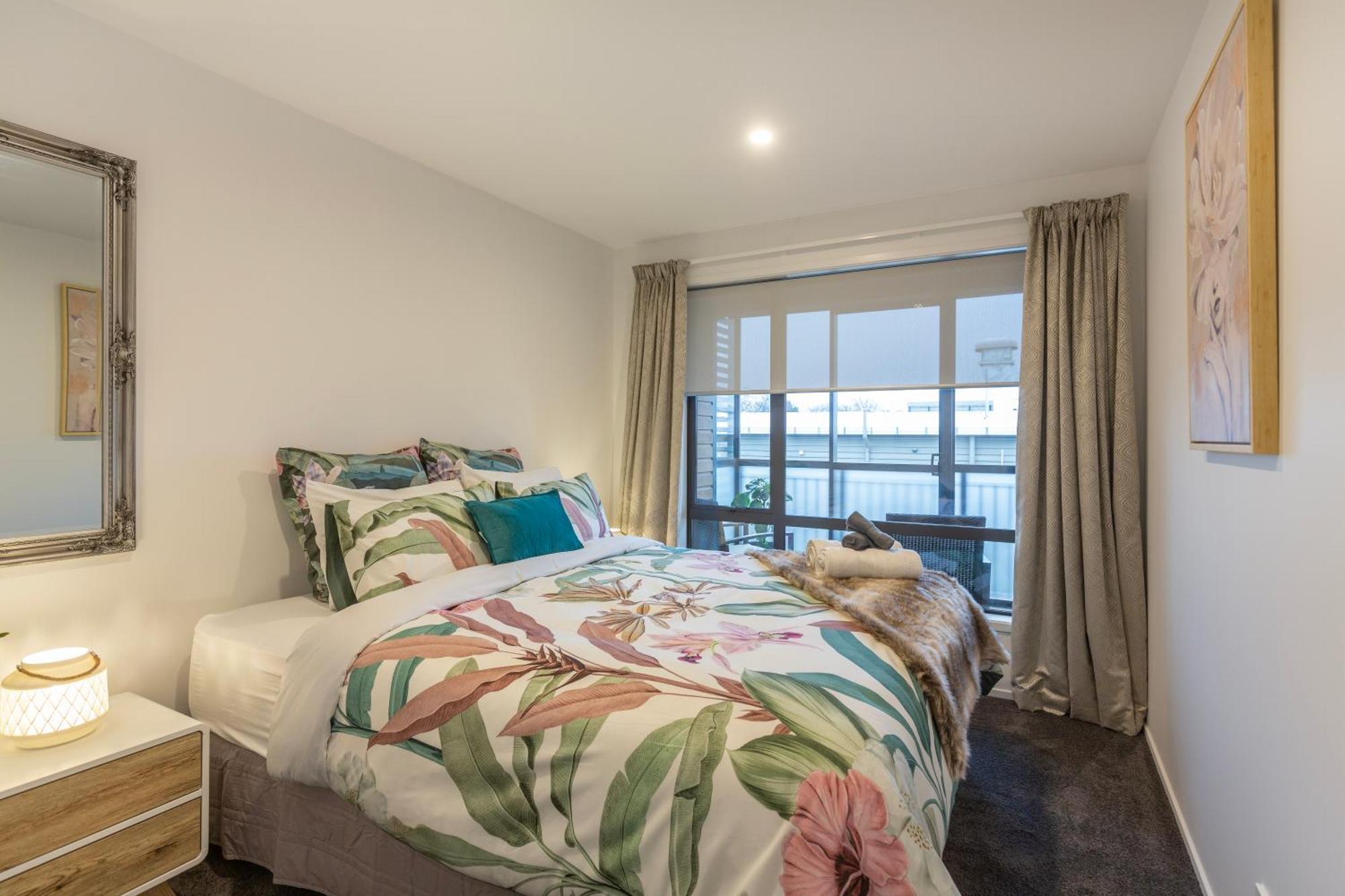 Stylish City Apartment On Bealey Christchurch Exterior photo